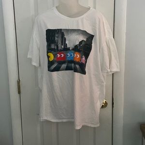 PAC MAN graphic tee